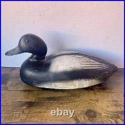 4 Vintage Duck Decoys 3 Animal Trap + 1 Very Rare Blue/Teal Feather Herter's