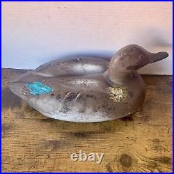 4 Vintage Duck Decoys 3 Animal Trap + 1 Very Rare Blue/Teal Feather Herter's