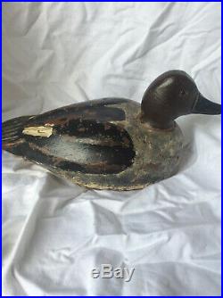ANTIQUE QUEBEC WOOD CARVED DUCK DECOY Glass eyes, old paint