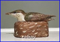 Antique Elmer Crowell Miniature Carved Wood Water Thrush Bird On Nest Base Decoy