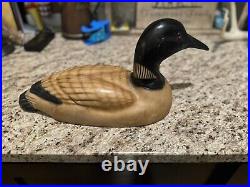 Beautiful Tanner eyes Duck Decoy Signed and In Great Condition