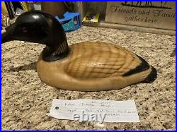 Beautiful Tanner eyes Duck Decoy Signed and In Great Condition