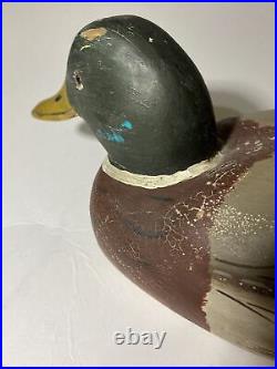 Beautiful Vintage Authentic Hand Carved & Painted Duck Decoy Glass Eyes 16