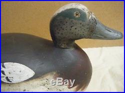 Beautiful Vintage Wood Duck Decoy Keel Glass Eyes