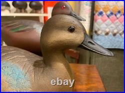 Darkfeather Freedman Excellent Original Pair Cinnamon Teal Duck Decoys Vintage