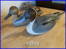 Decorative Pair Of Pintail Decoys By Ed Snyder Of Rio Vista Ca. Pacific Flyway
