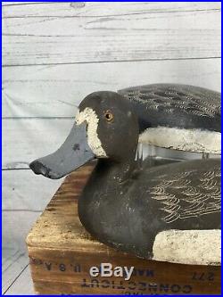 Excellent Pair of Cliff Avann Bluebill Duck Decoys All Original Ontario Canada