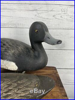 Excellent Pair of Cliff Avann Bluebill Duck Decoys All Original Ontario Canada