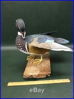 Fine Stunning Detailed Carolina Wood Male Duck Decoy Sculpture Unsigned