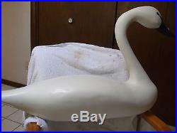 Full Size Wooden Chesapeake Bay Swan by Jim Jacobs Davidsonville, Maryland