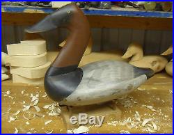 High Head Toller Canvasback Drake Decoy By Lester W. Butch Parker