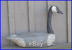 Hunting Decoy Canadian Goose w Glass Eyes Man Cave Classic Hand Carved Wooden
