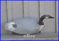 Hunting Decoy Canadian Goose w Glass Eyes Man Cave Classic Hand Carved Wooden