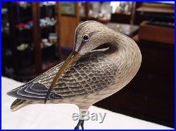 JEROME HOWES CARVED AND PAINTED SHOREBIRD CURLEW IN THE STYLE OF ELMER CROWELL