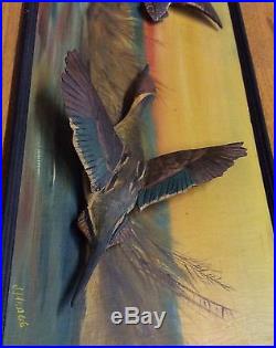 JOHN HODGE BLUE POINT BAYPORT NY 3 CARVED DUCKS BIRDS DECOY DIORAMA SGND 30's