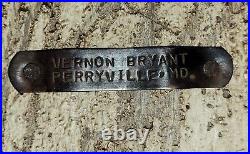 LARGE PAINTED FOLDING HEAD DECOY BY VERNON BRYANT OF PERRYVILLE, MARYLAND (Swan)
