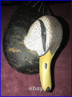 Outstanding Quality Vintage Black Duck Cork Wood Duck Decoy Pk Hilliard