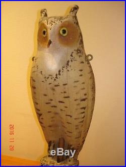 RARE 1940 HERTER'S Minnesota Great Horned Owl Balsa Wood Carved Decoy & Stand
