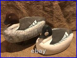 Ray Doyen goldeneye fishers island duck decoy pair 1950s Wildfowler