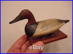 Vintage Pair Of Canvasback Miniatures By Bob Mcgaw Decoy
