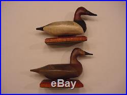 Vintage Pair Of Canvasback Miniatures By Bob Mcgaw Decoy