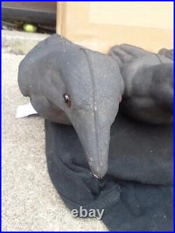 Victor Crow Decoys Paper Mache Crows 5 With Box And Stands 1 Chipped Beak Decoy