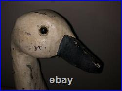 Vintage Carved Wood White Swan Duck Decoy Unknown Maker And Origin