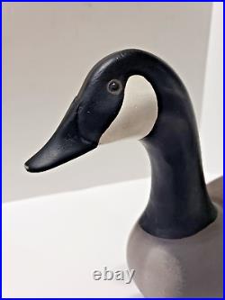 Vintage Dan Carson Hand Carved Canada Goose Decoy Signed 1987 Havre de Grace Md