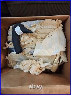 Vintage Nos Box Of 6 Canada Goose Duck Decoy Paper Mache General Fibre Ariduk